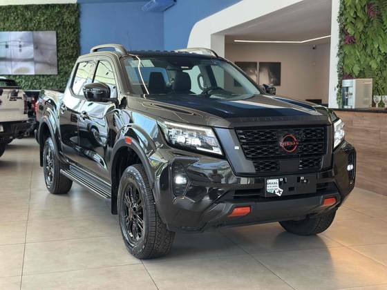 NISSAN FRONTIER 2.3 16V TURBO DIESEL PRO4X CD 4X4 AUTOMÁTICO NISSAN FRONTIER 2.3 16V TURBO DIESEL PRO4X CD 4X4 AUTOMÁTICO